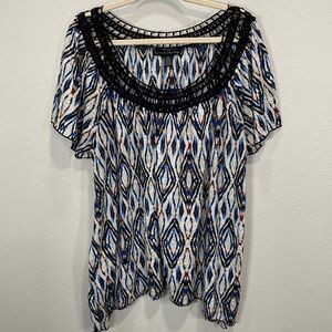 French Laundry top‎ short sleeve geometric